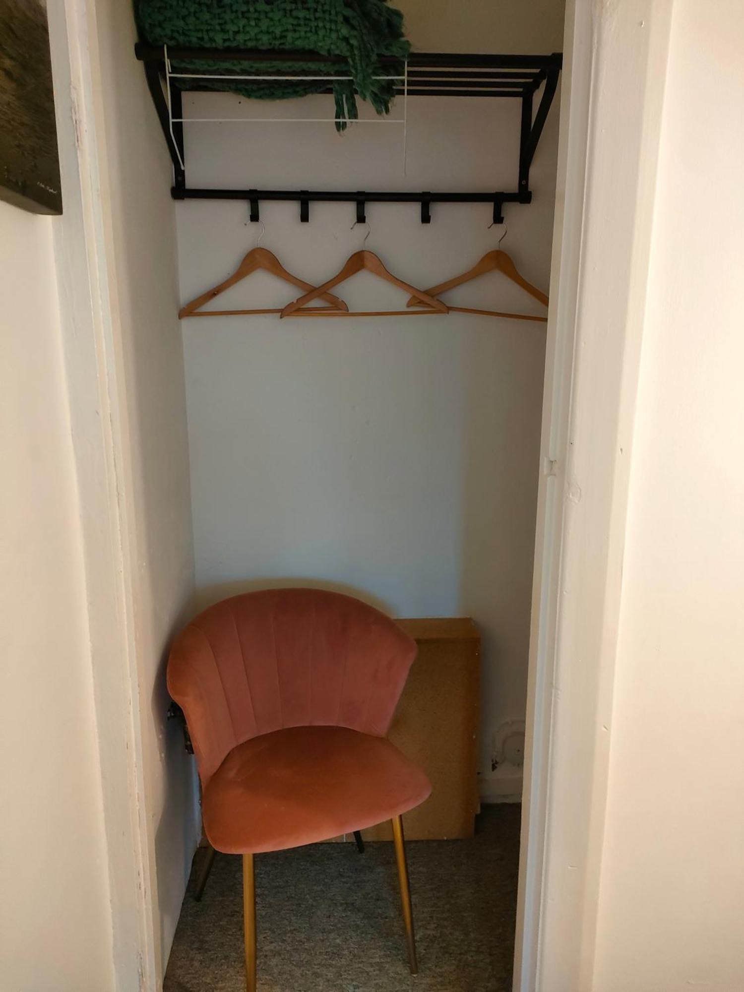 Guest 50m From The Apartment